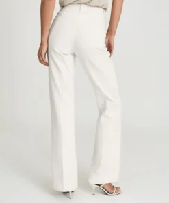 Seamed Front Wide Leg Jeans